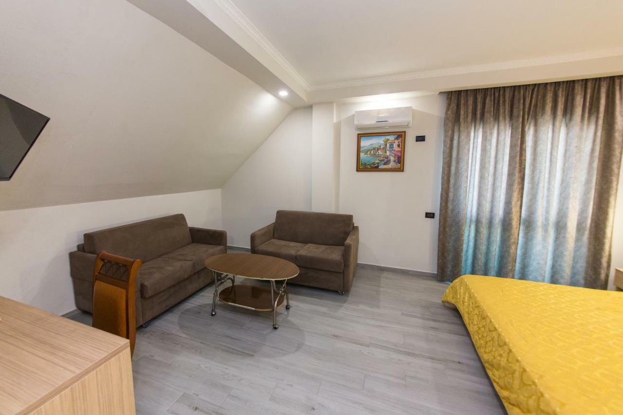 Western Star Hotel Durres Exterior photo